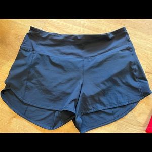 NWOT Lululemon Speed Up High Rise Lined Short 4”